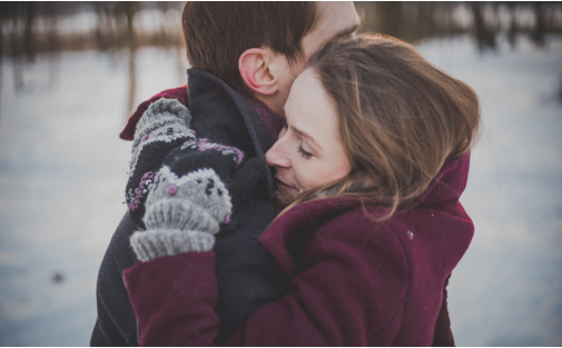 All we need is love: perché innamorarsi ci rende felici?