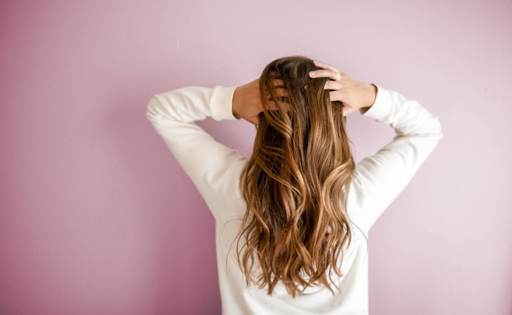 I segreti per capelli sani e forti I segreti per capelli sani e forti