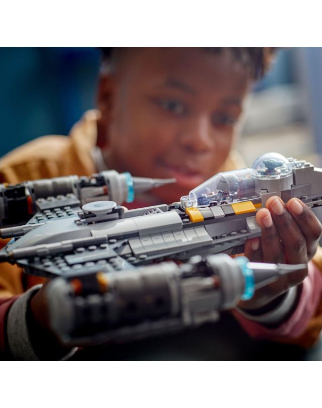 LEGO 75325 Mandalorian Starfigh.
